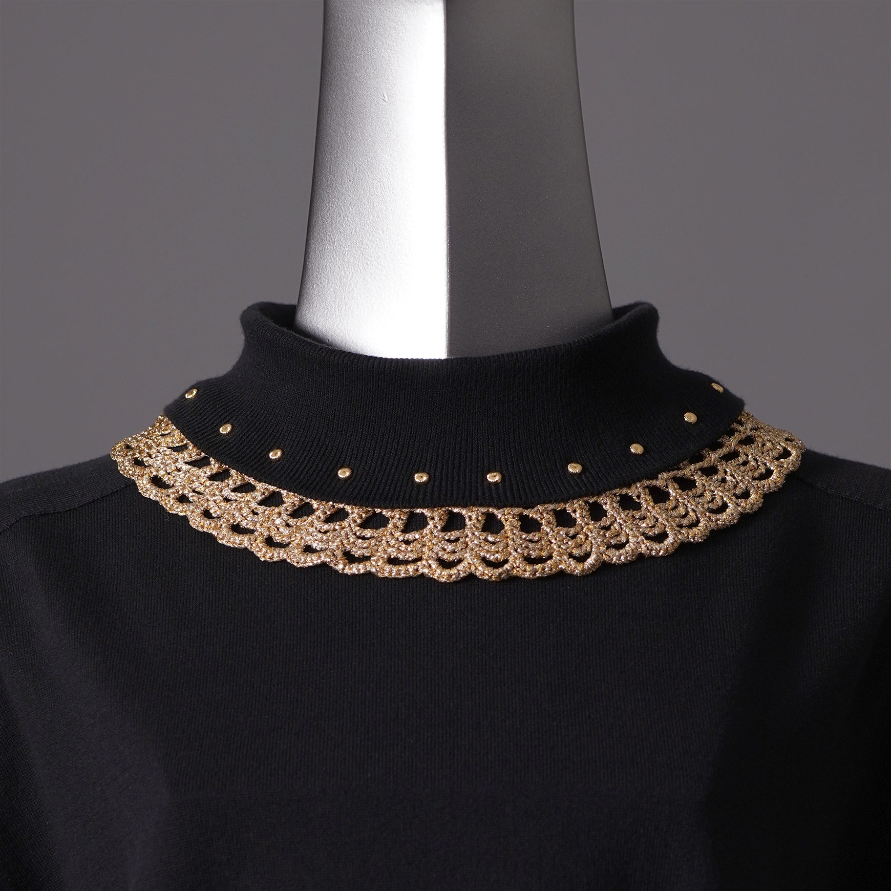 TYPE-1 Knit Organic Cotton Half Sleeves with Hand Crochet Collar (Black)