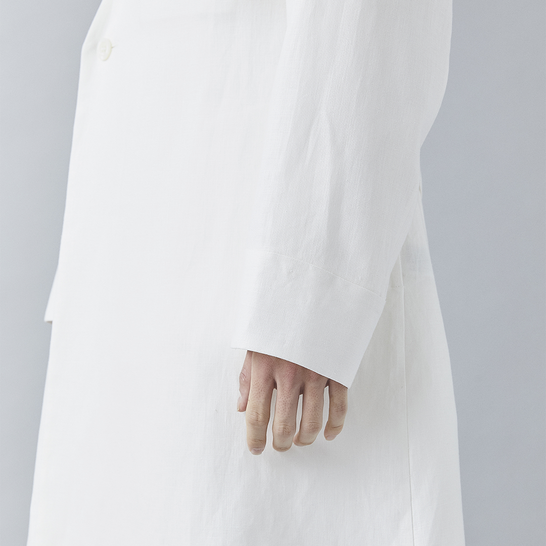 Atelier Robe Coat (White)