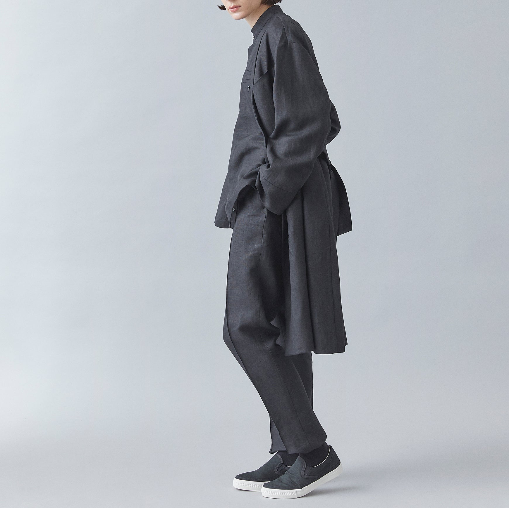 Atelier Mao Collar Shirt (Black)