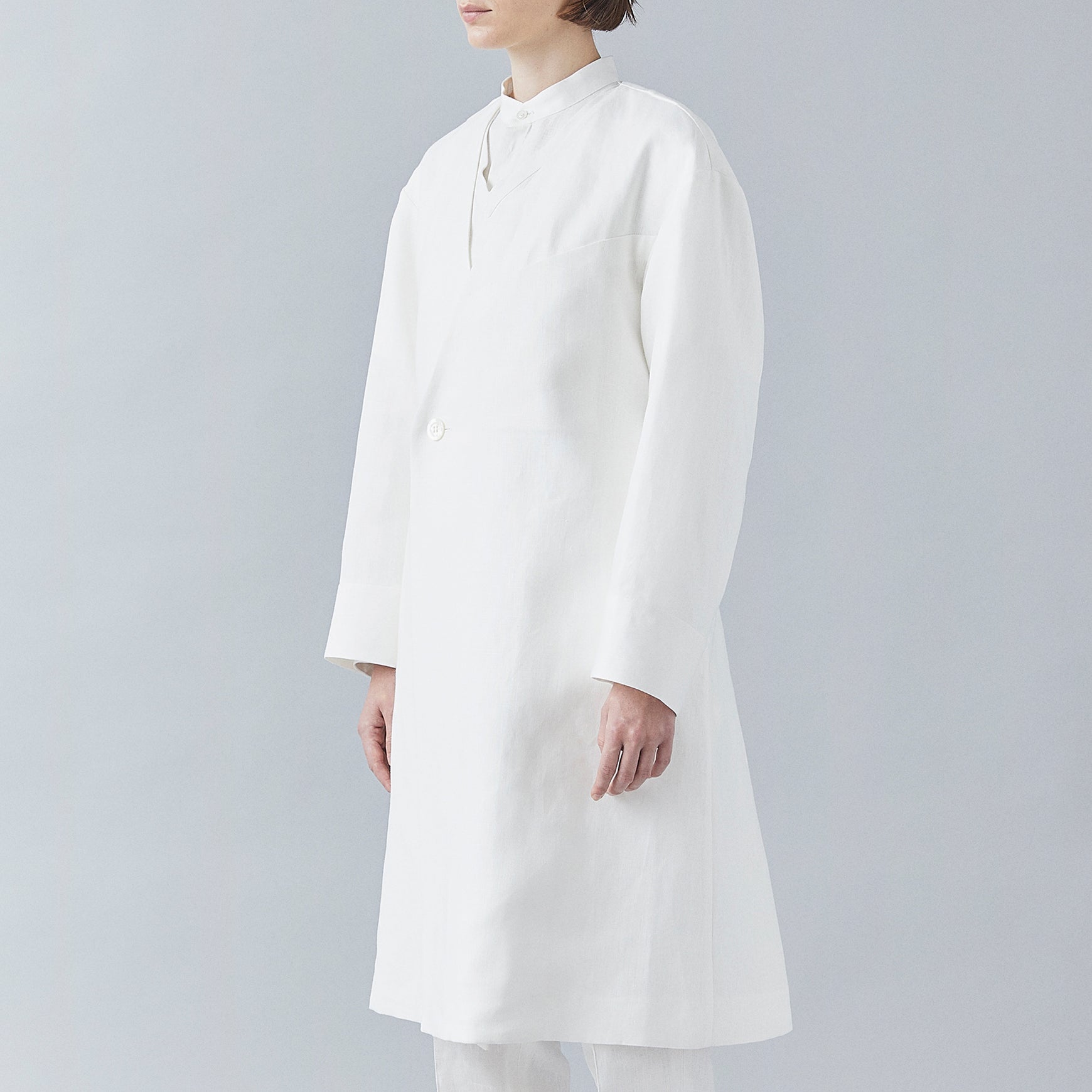 Atelier Robe Coat (White)